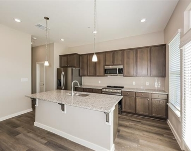3027 Songbird Lane - Photo Thumbnail 2