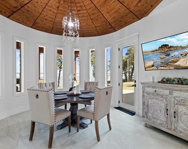 8791 Southern Shore Court - Photo Thumbnail 13