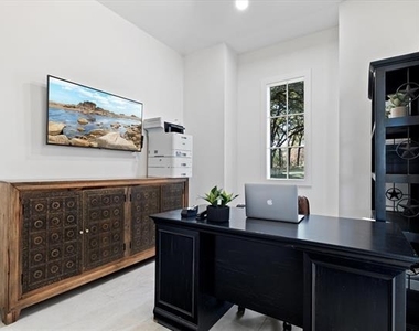8791 Southern Shore Court - Photo Thumbnail 16