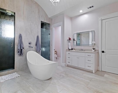 8791 Southern Shore Court - Photo Thumbnail 29