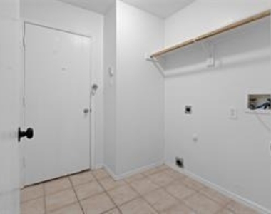 2821 Shelduck Drive - Photo Thumbnail 10
