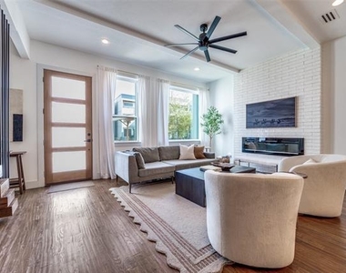 712 Rainwater Road - Photo Thumbnail 4