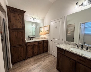 4007 Gallivant Drive - Photo Thumbnail 15