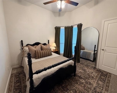 4007 Gallivant Drive - Photo Thumbnail 22