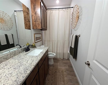 4007 Gallivant Drive - Photo Thumbnail 19