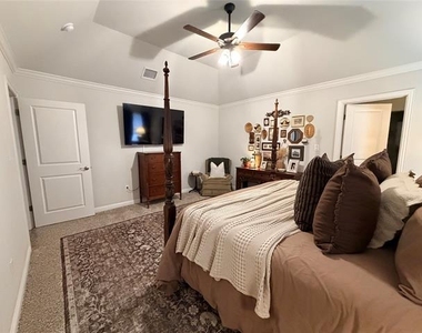 4007 Gallivant Drive - Photo Thumbnail 13