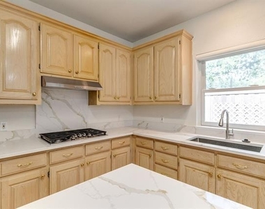 1131 Indy Court - Photo Thumbnail 3