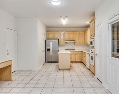 1131 Indy Court - Photo Thumbnail 7