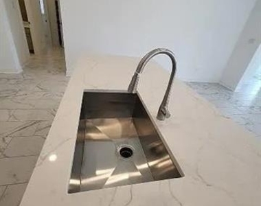 4516 Hammerstein Boulevard - Photo Thumbnail 14