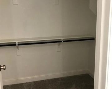 4516 Hammerstein Boulevard - Photo Thumbnail 32