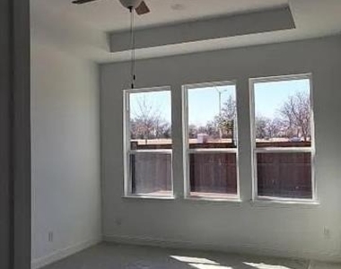 4516 Hammerstein Boulevard - Photo Thumbnail 31