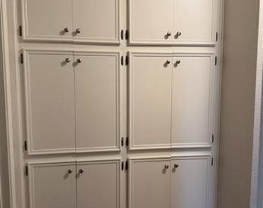 2902 Rex Allen Drive - Photo Thumbnail 18