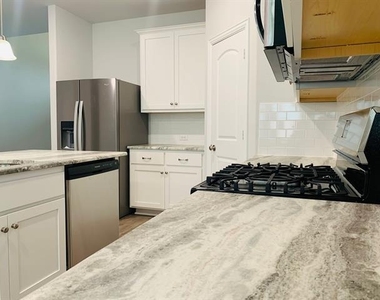 7804 Cottonwood Drive - Photo Thumbnail 6