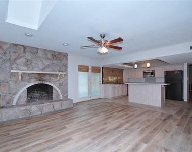 3201 Christie Circle - Photo Thumbnail 15