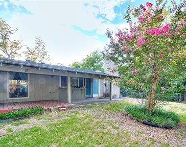 3201 Christie Circle - Photo Thumbnail 32