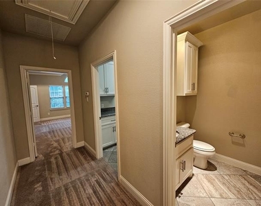988 Shadyside Lane - Photo Thumbnail 23