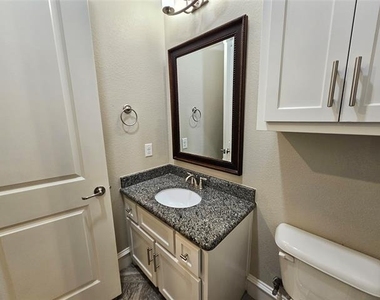 988 Shadyside Lane - Photo Thumbnail 19