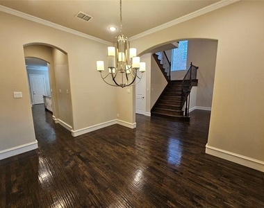 988 Shadyside Lane - Photo Thumbnail 6