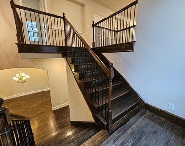 988 Shadyside Lane - Photo Thumbnail 20