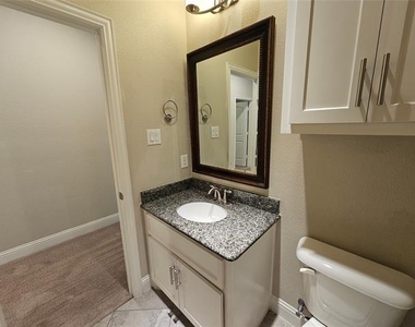 988 Shadyside Lane - Photo Thumbnail 24