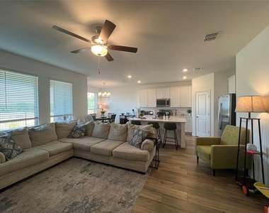 1105 Misty Brook Drive - Photo Thumbnail 4