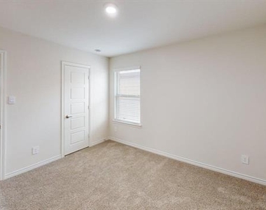 2901 Bald Eagle Boulevard - Photo Thumbnail 18