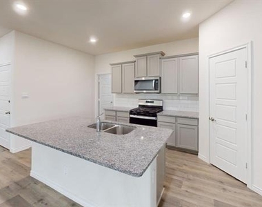2901 Bald Eagle Boulevard - Photo Thumbnail 3