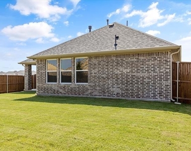 324 Amenduni Lane - Photo Thumbnail 33