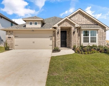 324 Amenduni Lane - Photo Thumbnail 1