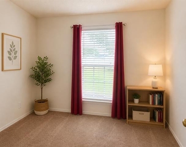 208 Orchard Trail - Photo Thumbnail 7