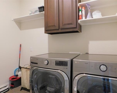 3312 Monte Carlo Lane - Photo Thumbnail 23