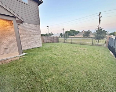 3236 Patrick Street - Photo Thumbnail 35