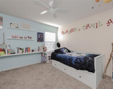 6504 Corral Lane - Photo Thumbnail 13