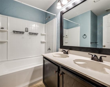 6504 Corral Lane - Photo Thumbnail 19