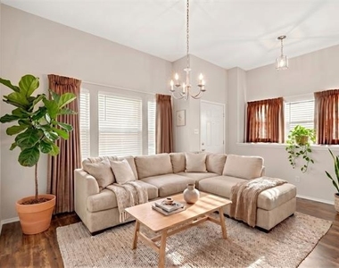 9844 Meadow Rue Drive - Photo Thumbnail 3