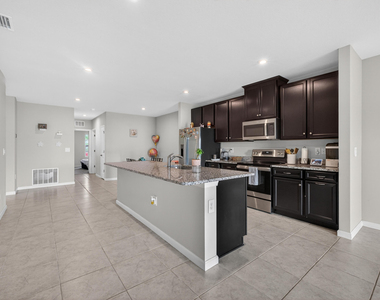 9449 Sw Libertas Way - Photo Thumbnail 16