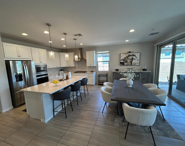 32567 N 133rd Avenue - Photo Thumbnail 7