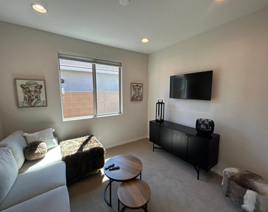 32567 N 133rd Avenue - Photo Thumbnail 35