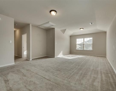 1900 Abby Creek Drive - Photo Thumbnail 17