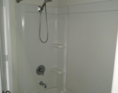 31070 W Whitton Avenue - Photo Thumbnail 8