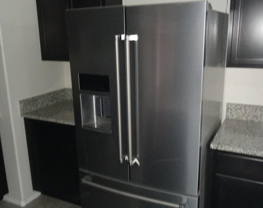 31070 W Whitton Avenue - Photo Thumbnail 16