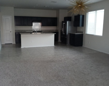 31070 W Whitton Avenue - Photo Thumbnail 14