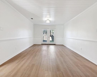 15641 Terrace Lawn Circle - Photo Thumbnail 2