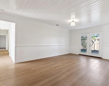 15641 Terrace Lawn Circle - Photo Thumbnail 4
