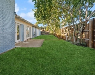 15641 Terrace Lawn Circle - Photo Thumbnail 20