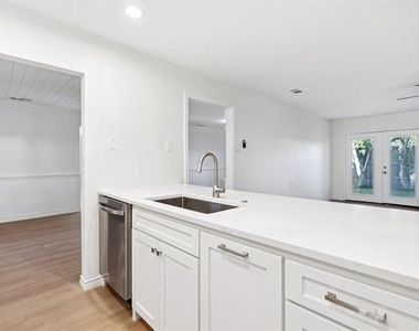 15641 Terrace Lawn Circle - Photo Thumbnail 10