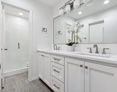 15641 Terrace Lawn Circle - Photo Thumbnail 18