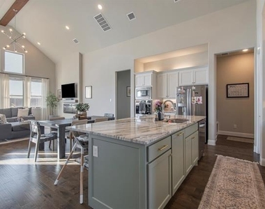 16650 Nightshade Road - Photo Thumbnail 11