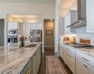 16650 Nightshade Road - Photo Thumbnail 10