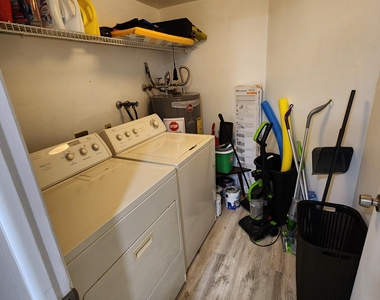 950 Egret Circle - Photo Thumbnail 23